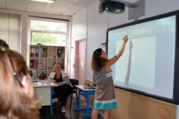 L'écran numérique interactif une nouvelle approche pédagogique pour les écoles